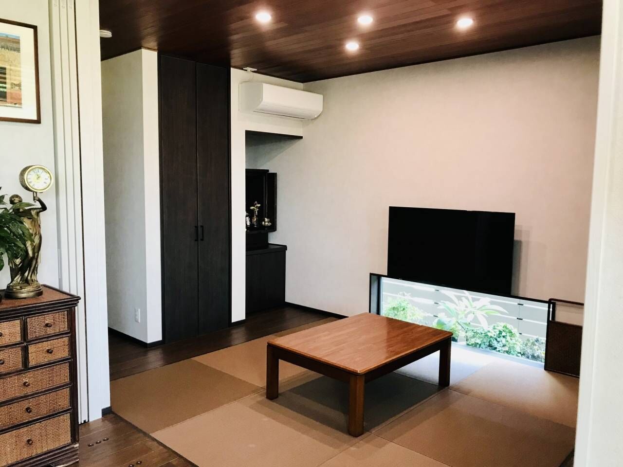 仏具すっきりとしたデザインが美しい家具調仏具